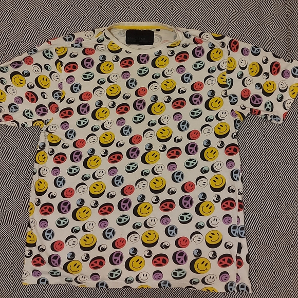 Tee - Picture 1 of 1